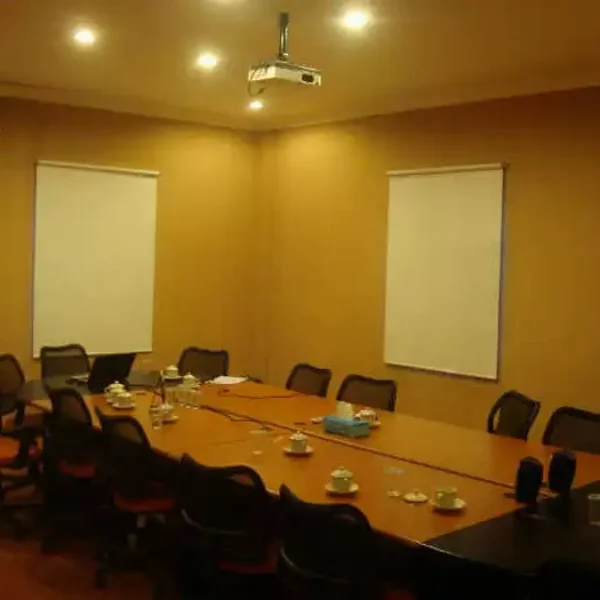 Dijual Gedung di Jl Falatehan, Kebayoran Baru, Jakarta Selatan